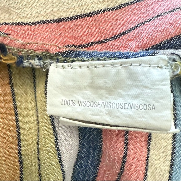 O'Neill‎ Tank Top Size Small EUC V-neck - Picture 4 of 4